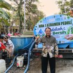 MAN 1 Kebumen Salurkan Sedekah Air Bersih, Warga Sambut Antusias